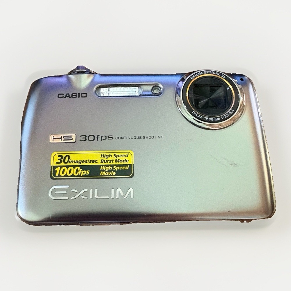 CASIO Exilim EX-FS10 High Speed Digital Camera Gray 3x Zoom Battery Charger